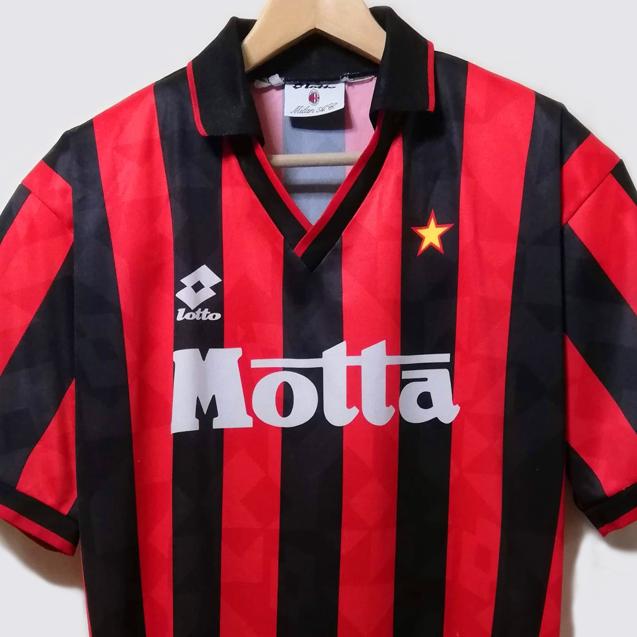 USED】ACミラン 1993-94 Lotto ホーム半袖 ユニフォーム（インポートXL