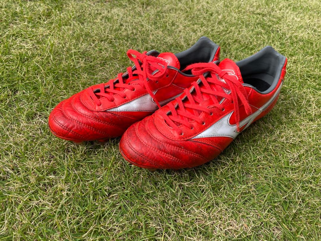モレリアプロ サッカーシューズ レッド サッカースパイク「MORELIA II JAPAN」発売 | ミズノ株式会社のプレス