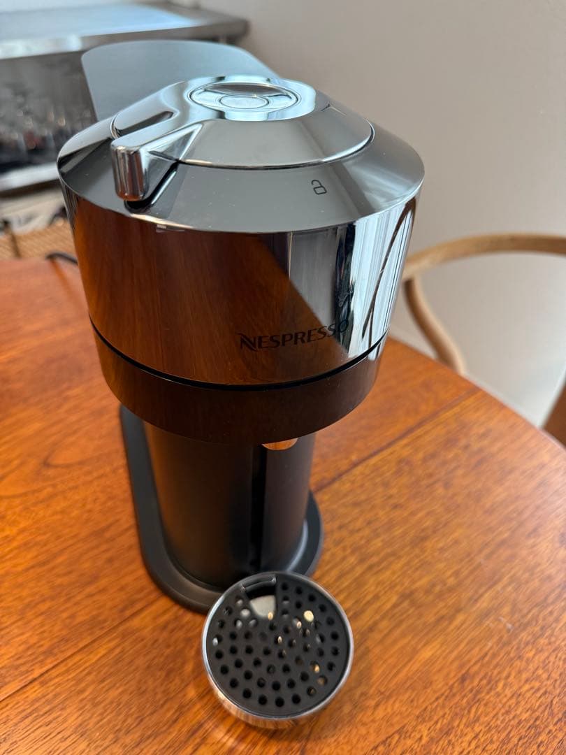 Nespresso コーヒーメーカー ヴァーチュオ デラックス ダーククローム ヴァーチュオ ネクスト デラックス ダーククローム C｜コーヒー